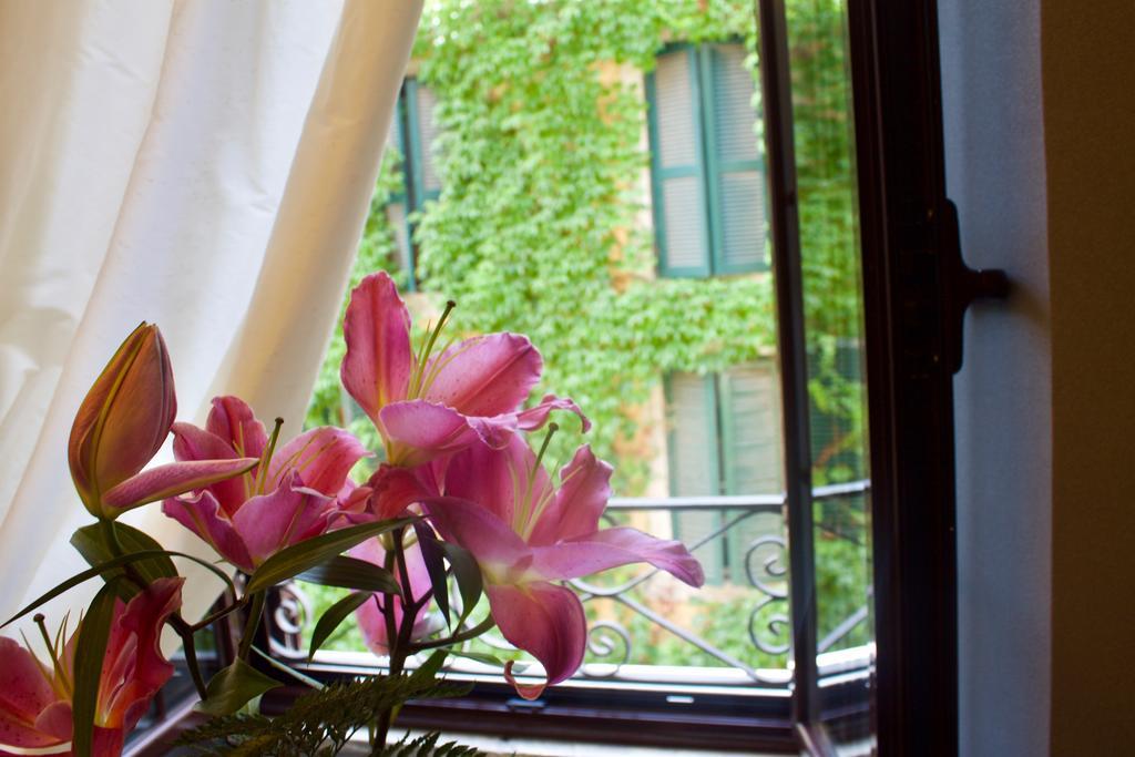 Hotel Antica Locanda Rome Exterior photo