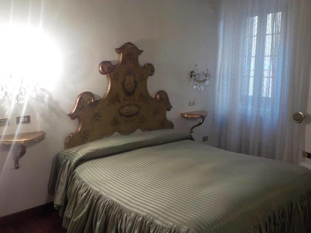 Hotel Antica Locanda Rome Exterior photo