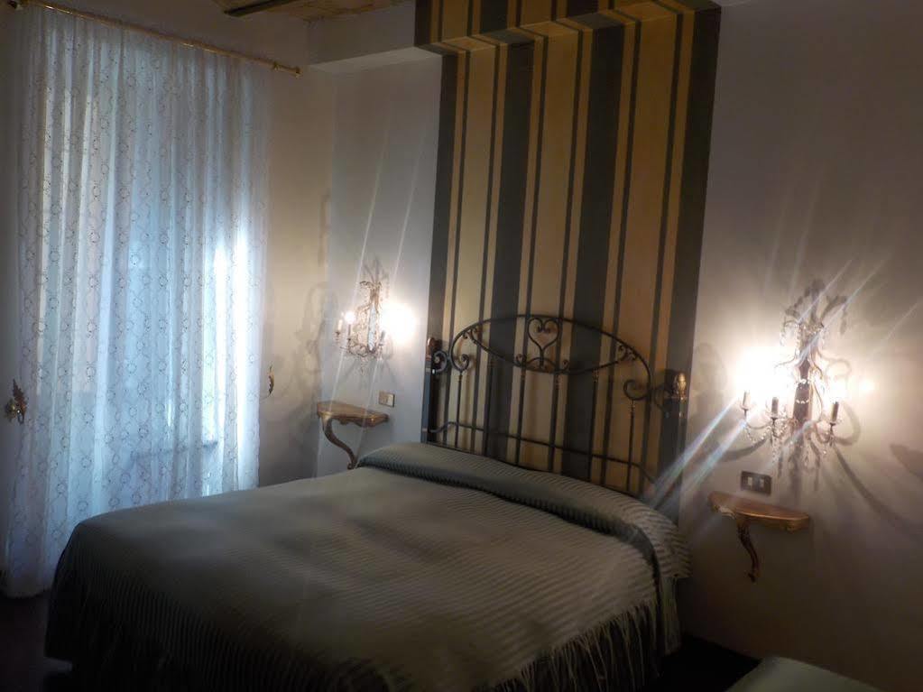 Hotel Antica Locanda Rome Exterior photo